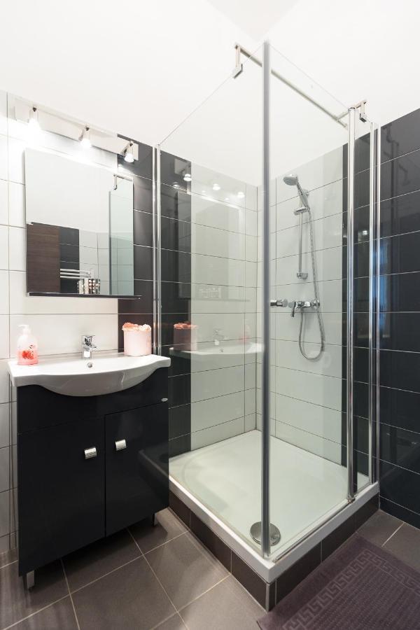 Wiky'S Apartman With 3Bathrooms Βουδαπέστη Εξωτερικό φωτογραφία