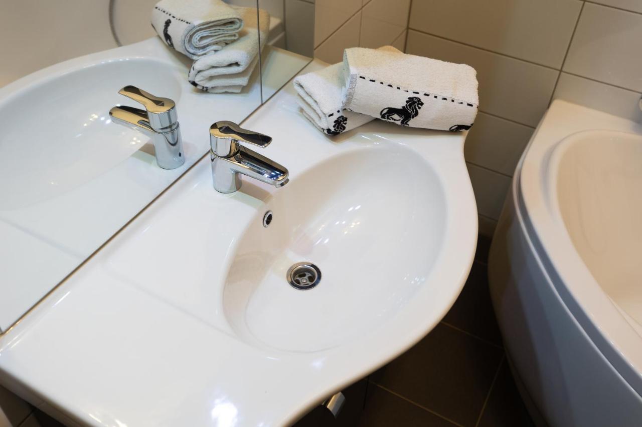 Wiky'S Apartman With 3Bathrooms Βουδαπέστη Εξωτερικό φωτογραφία